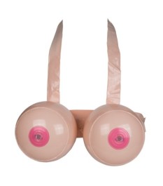 Partyspiel „Boob Battle“ für 2 Spieler:innen (plus Gäste)