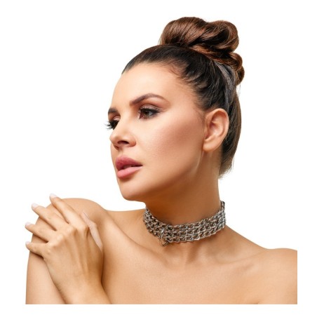 Halsfessel aus Leder und 3 Metallketten