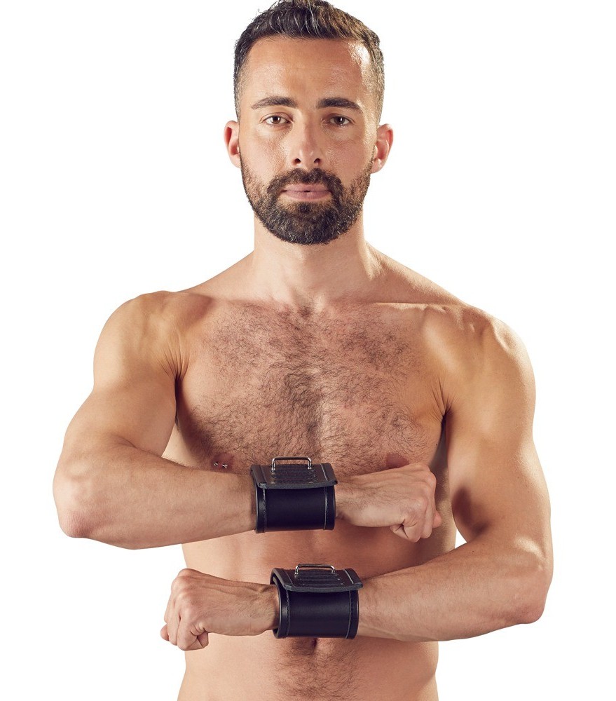 Kleid aus weichem Leder (Lamm) mit abnehmbaren Strapsen