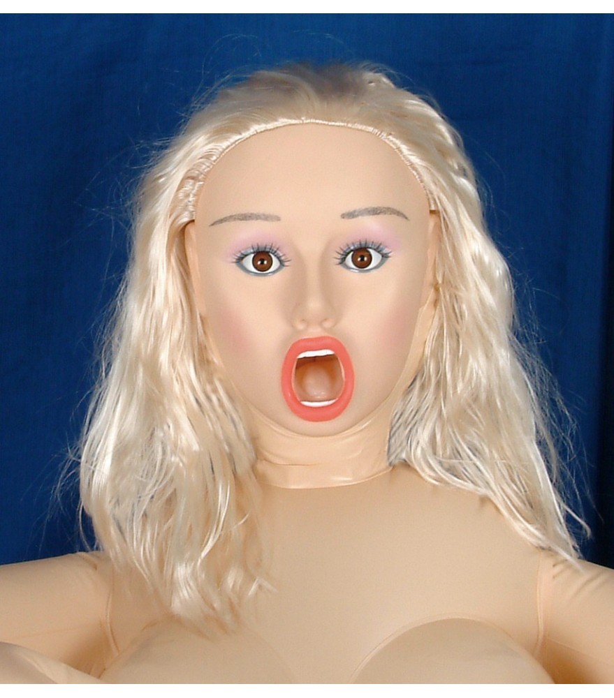 Liebespuppe „Faye“