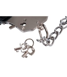 Handschellen „the bigger handcuffs“ mit Plüsch und langer Kette