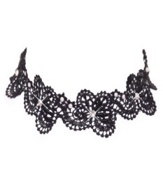 Halsband aus Stickerei in Spitzenoptik