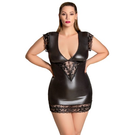 Kleid aus Wetlook mit Spitze