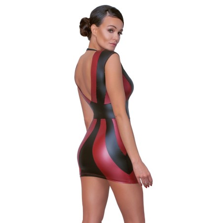 Kleid im Wetlook mit Cold-Shoulder-Cut-outs