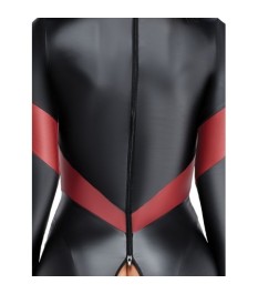 Overall im 2-farbigen Mattlook, rundum elastisch