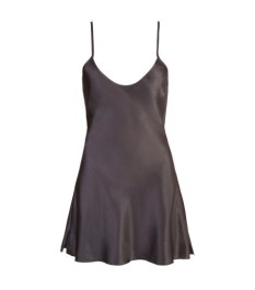 Negligé aus Satin, mit filigranen Bändern und Schleifen