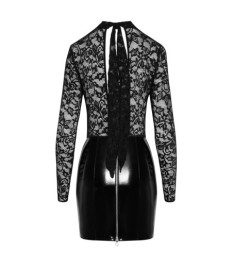 Minikleid aus Spitze und Lack