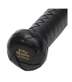 Peitsche „Bound to You Flogger“ aus stilvollem Lederimitat