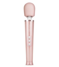 Massagestab „Petite Rechargeable Vibrating Massager“ in Reisegröße