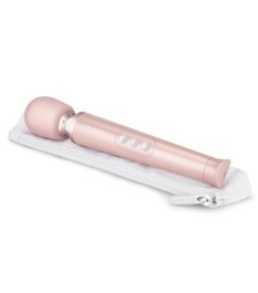 Massagestab „Petite Rechargeable Vibrating Massager“ in Reisegröße